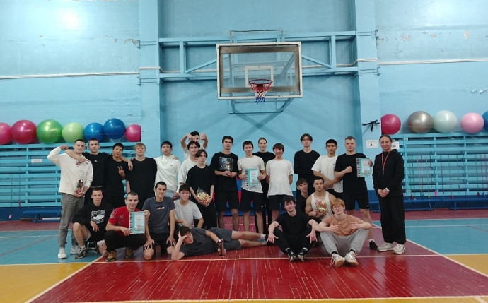 Соревнования по баскетболу на 1 курсе 1