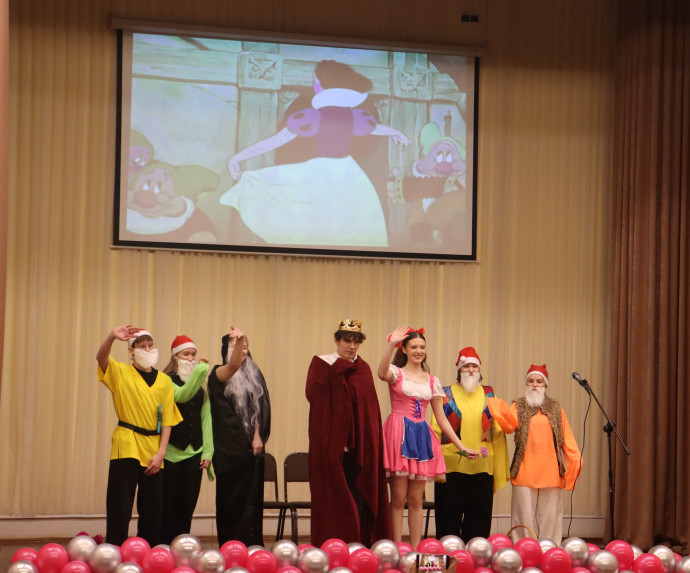 В БПОУ ОО &laquo;Медицинский колледж&raquo; прошел конкурс красоты, творчества и интеллекта &laquo;Мисс Медицинский колледж&raquo; среди студентов БПОУ ОО &laquo;Медицинский колледж&raquo;, в честь празднования Международного женского дня. 3