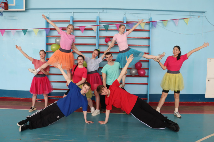 Спортивный праздник "Красота, грация, здоровье" в Медицинском колледже 0